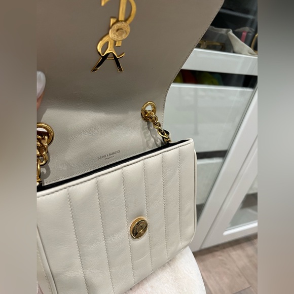 Saint Laurent Vicky Monogram YSL
Small Bag Size: 6.9" w × 5.9" h x 2.8" d I - Picture 5 of 12